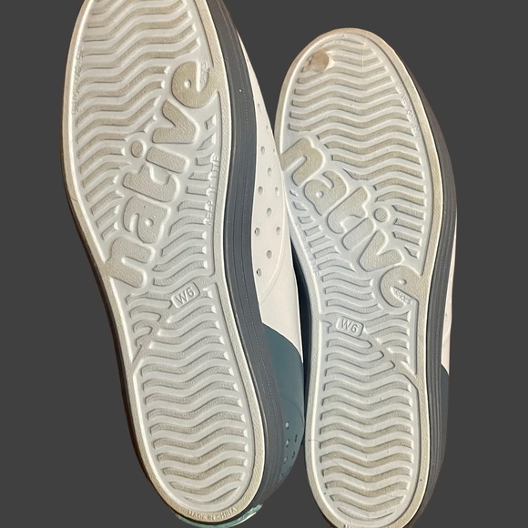 NATIVE Keep It Lite Slip On Shoes Blue Flat Womens - Picture 4 of 15